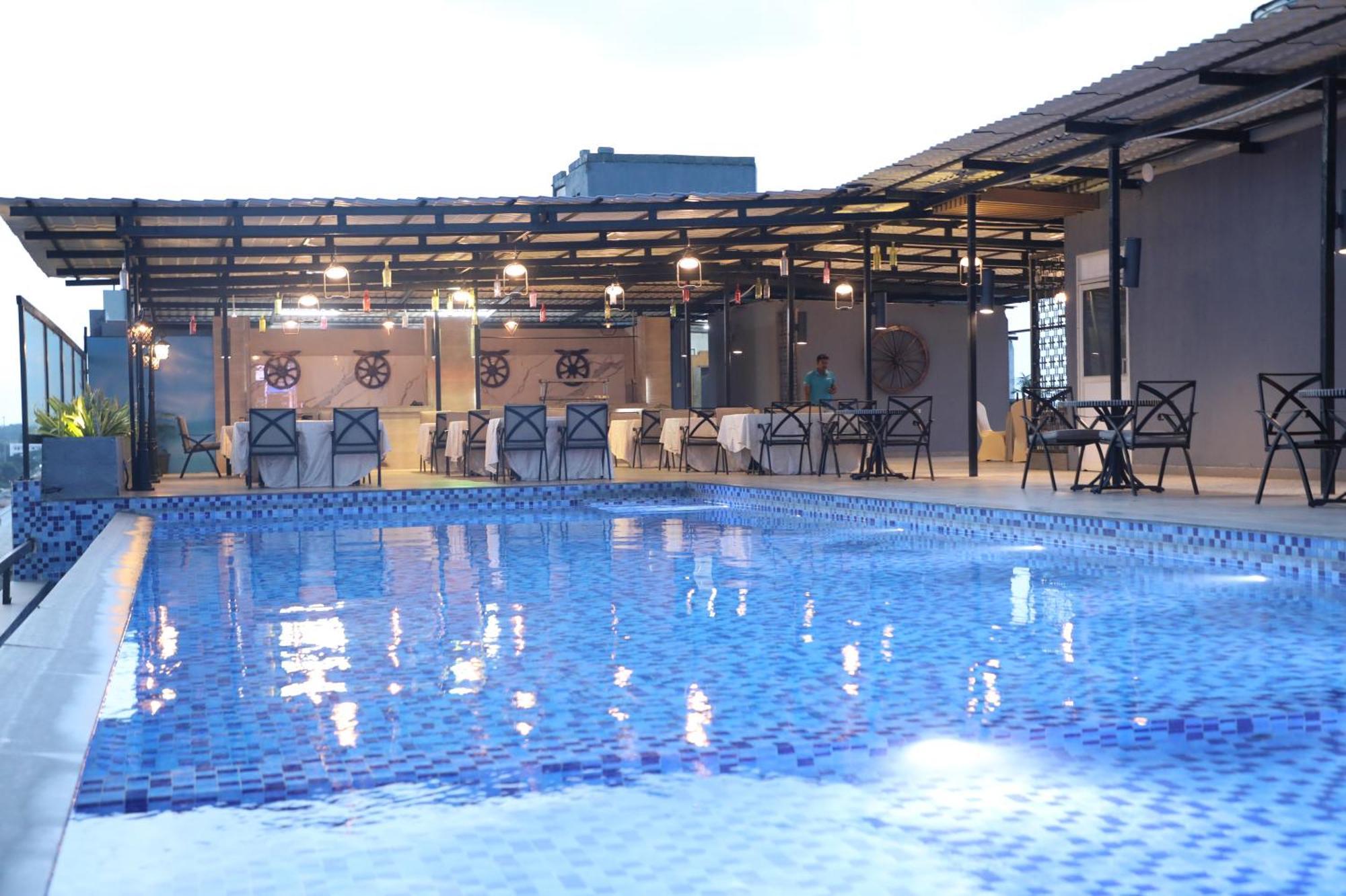 Hotel The Elite Narasapura, A Member Of Radisson Individuals Exteriér fotografie